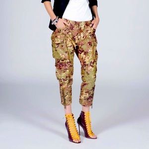 DSquared2 Camouflage Pants